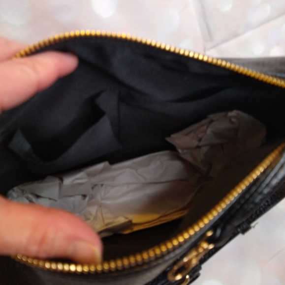 Soft Crossbody Bag - A New Day - Black - NWT - Picture 6 of 7